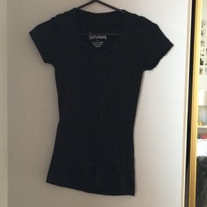V-neck short sleeve